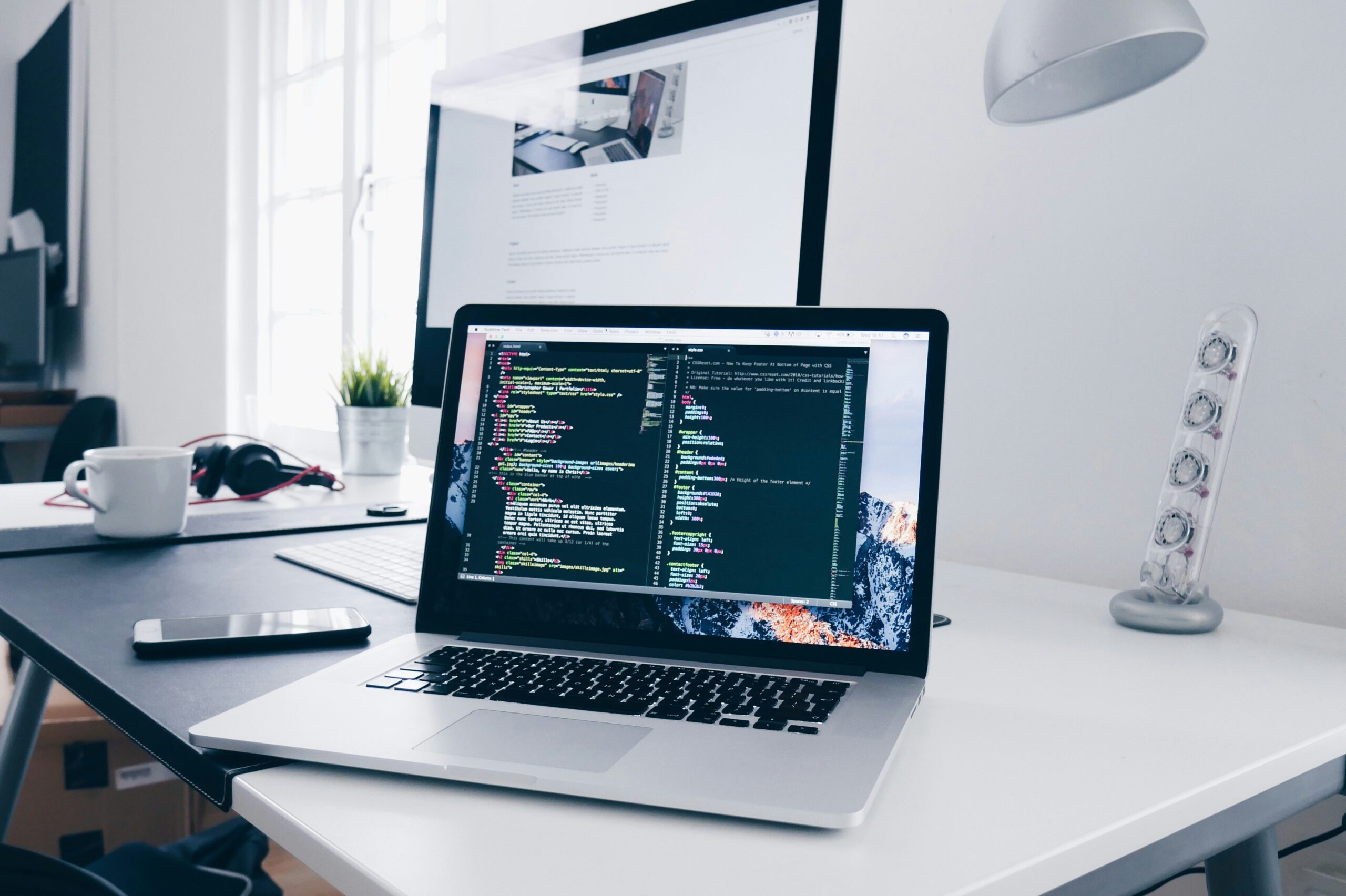 Home                                            Blog                        Gadgets        Tech          Entet christopher gower m hrflhgabo unsplash